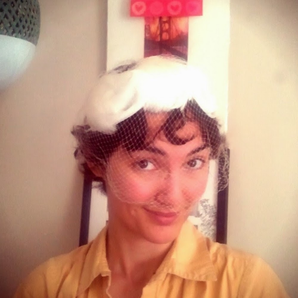 Meet your Posher, Elif